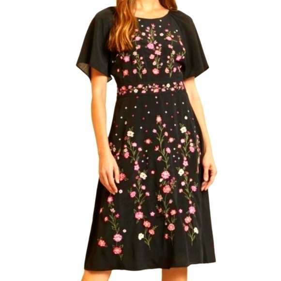 Savanna Jane Dresses & Skirts - Savanna Jane dress, size medium